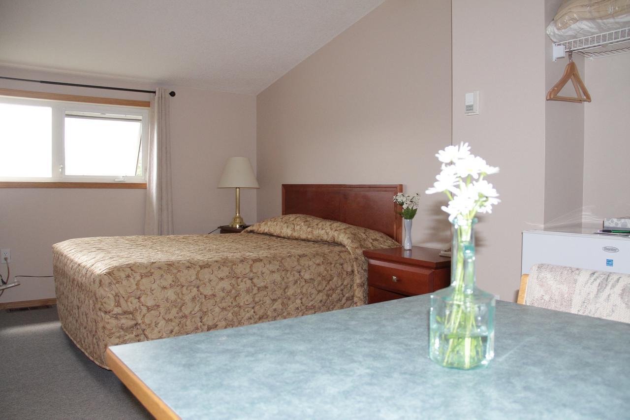 Garden Court Motel Manning Eksteriør billede